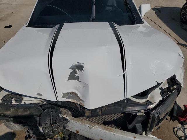 2G1FB1E32E9181234 - 2014 CHEVROLET CAMARO LT أبيض صورة 11