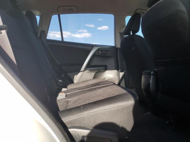 JTMZFREV4HJ143120 - 2017 TOYOTA RAV4 LE თეთრი ფოტო 11