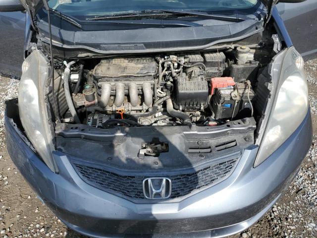 JHMGE8H39DC075814 - 2013 HONDA FIT ნაცრისფერი ფოტო 11