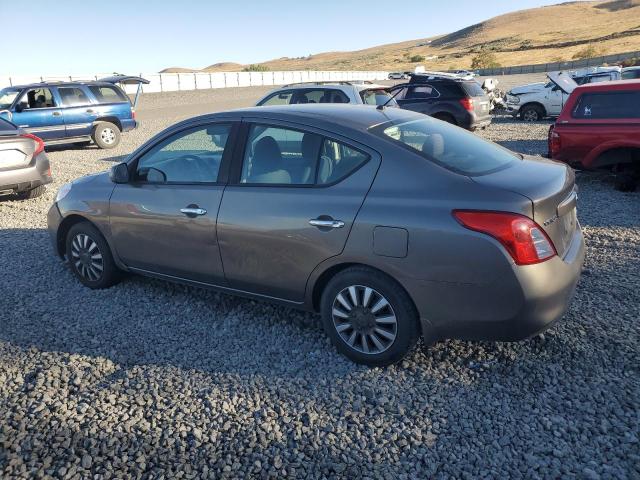3N1CN7AP2CL921648 - 2012 NISSAN VERSA S 灰色 照片 2