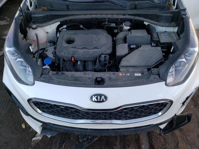 KNDPM3AC6N7979938 - 2022 KIA SPORTAGE LX WHITE photo 11