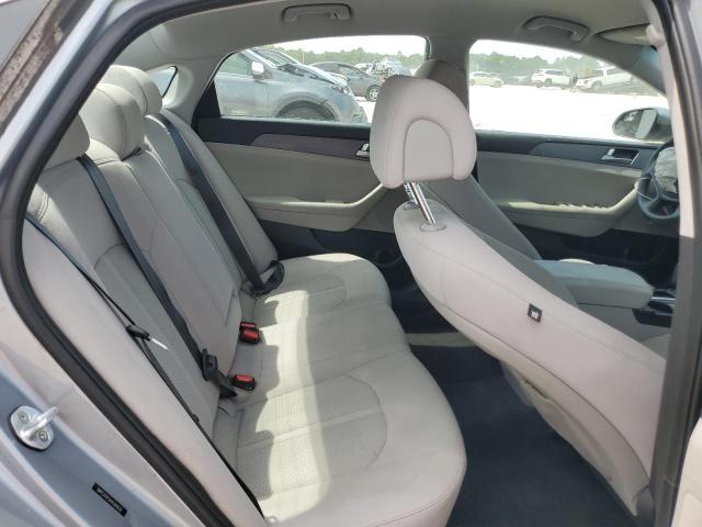 5NPE24AF8HH589839 - 2017 HYUNDAI SONATA SE SILVER photo 10