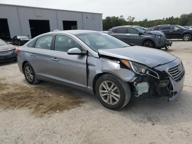 5NPE24AF8HH589839 - 2017 HYUNDAI SONATA SE SILVER photo 4