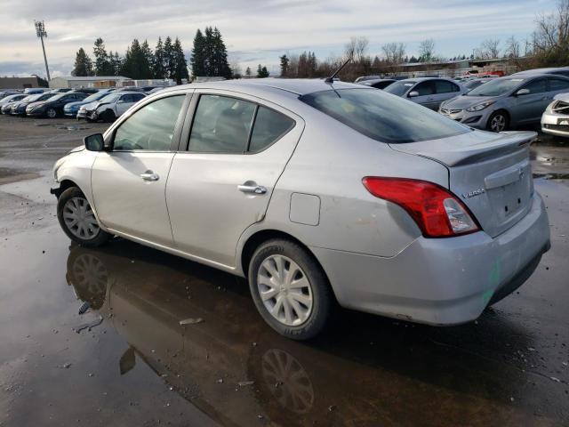 3N1CN7AP4GL861636 - 2016 NISSAN VERSA S SILVER photo 2