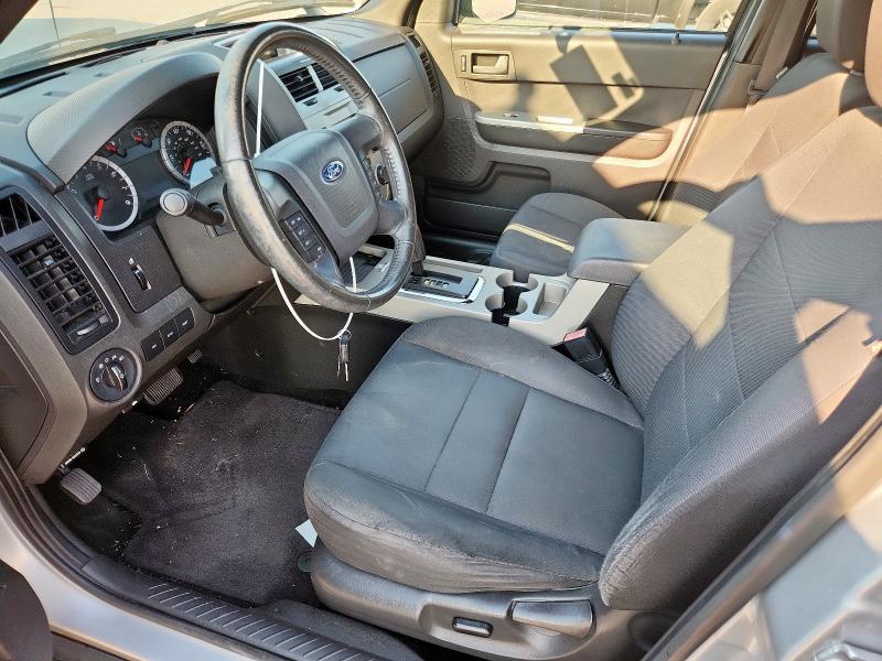 1FMCU0D72BKB23519 - 2011 FORD ESCAPE XLT Gümüş fotoğraf 7