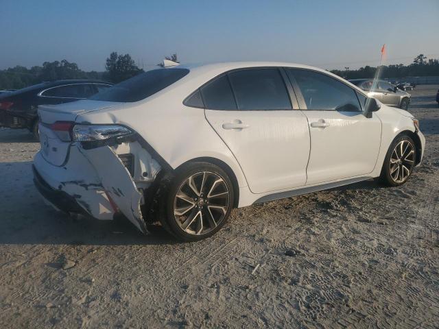 5YFS4MCE4MP087618 - 2021 TOYOTA COROLLA SE WHITE photo 3