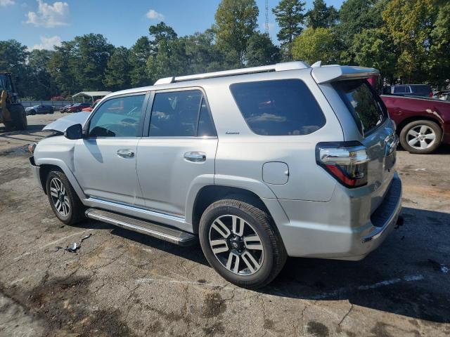 JTEBU5JR8F5240637 - 2015 TOYOTA 4RUNNER SR5/SR5 PREMIUM Күміс фото 2