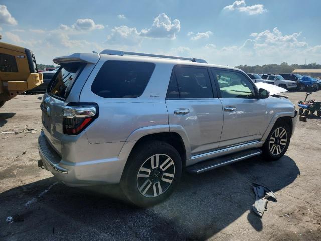 JTEBU5JR8F5240637 - 2015 TOYOTA 4RUNNER SR5/SR5 PREMIUM Күміс фото 3