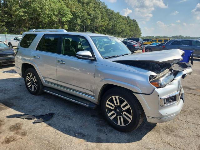 JTEBU5JR8F5240637 - 2015 TOYOTA 4RUNNER SR5/SR5 PREMIUM Күміс фото 4