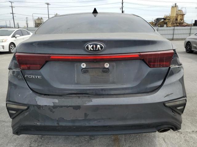 3KPF24AD2LE217395 - 2020 KIA FORTE FE GRAY photo 6