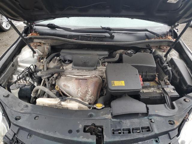 4T1BF1FK1FU922800 - 2015 TOYOTA CAMRY LE 银色 照片 11