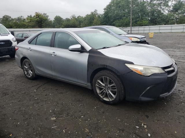4T1BF1FK1FU922800 - 2015 TOYOTA CAMRY LE 银色 照片 4