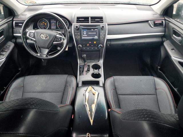 4T1BF1FK1FU922800 - 2015 TOYOTA CAMRY LE 银色 照片 8