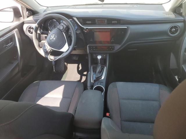 2T1BURHE7JC068353 - 2018 TOYOTA COROLLA L თეთრი ფოტო 8