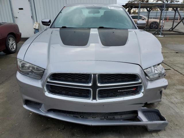 2C3CDXBG5DH593347 - 2013 DODGE CHARGER SE GRAY photo 5