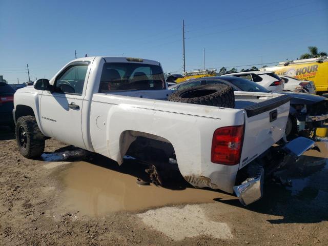 1GCEC14X57Z600920 - 2007 CHEVROLET SILVERADO C1500 CLASSIC WHITE photo 2