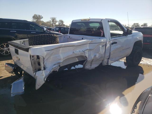 1GCEC14X57Z600920 - 2007 CHEVROLET SILVERADO C1500 CLASSIC WHITE photo 3