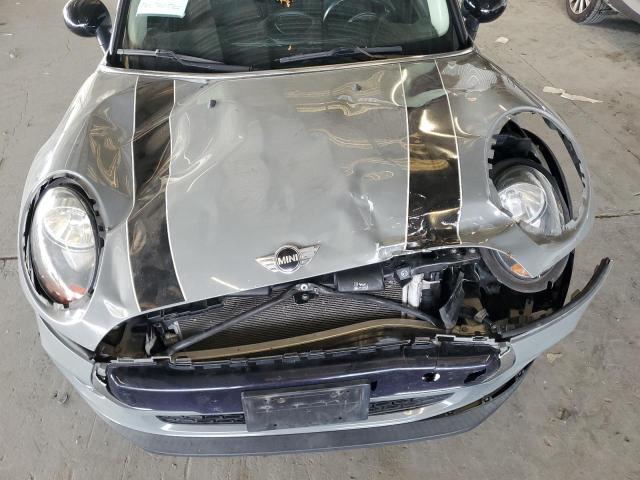 WMWXP5C56H3B77810 - 2017 MINI COOPER GRAY photo 11