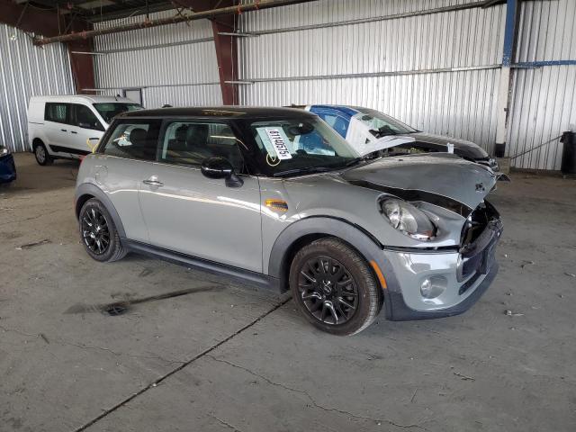WMWXP5C56H3B77810 - 2017 MINI COOPER GRAY photo 4