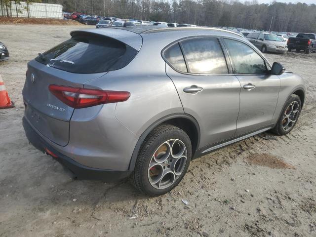 ZASFAKPN1J7B74146 - 2018 ALFA ROMEO STELVIO SPORT ნაცრისფერი ფოტო 3