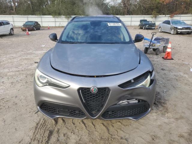 ZASFAKPN1J7B74146 - 2018 ALFA ROMEO STELVIO SPORT ნაცრისფერი ფოტო 5