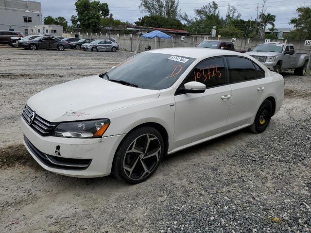 1VWAS7A32EC071526 - 2014 VOLKSWAGEN PASSAT S WHITE photo 1