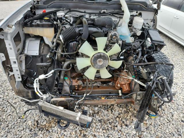 1GC2KUEG9JZ260247 - 2018 CHEVROLET SILVERADO K2500 HEAVY DUTY SILVER photo 11