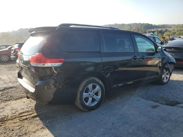 5TDKK3DC4BS125995 - 2011 TOYOTA SIENNA LE შავი ფოტო 3