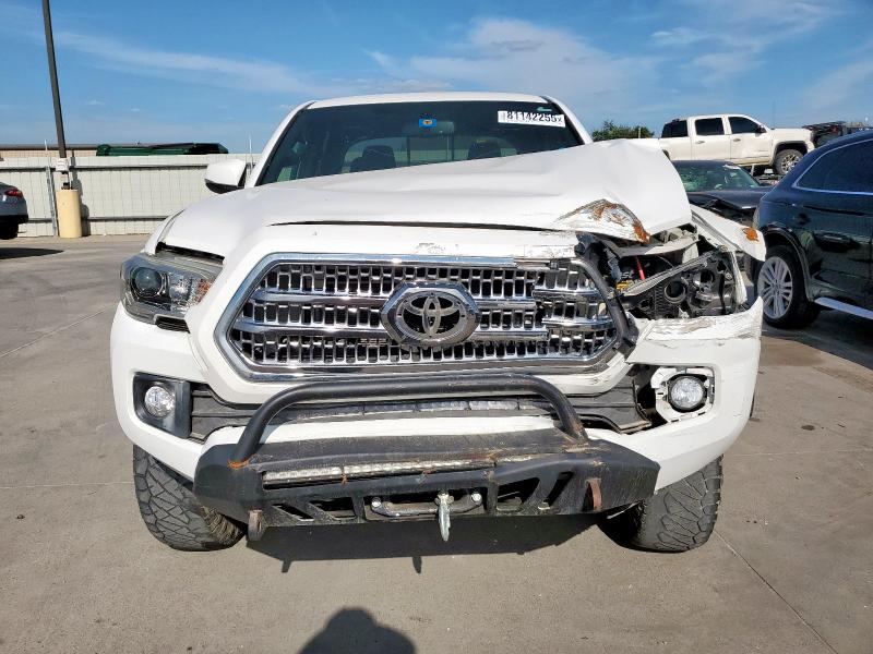 5TFCZ5AN0HX116800 - 2017 TOYOTA TACOMA DOUBLE CAB 白色 照片 5