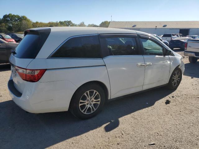 5FNRL5H61CB109545 - 2012 HONDA ODYSSEY EXL WHITE photo 3