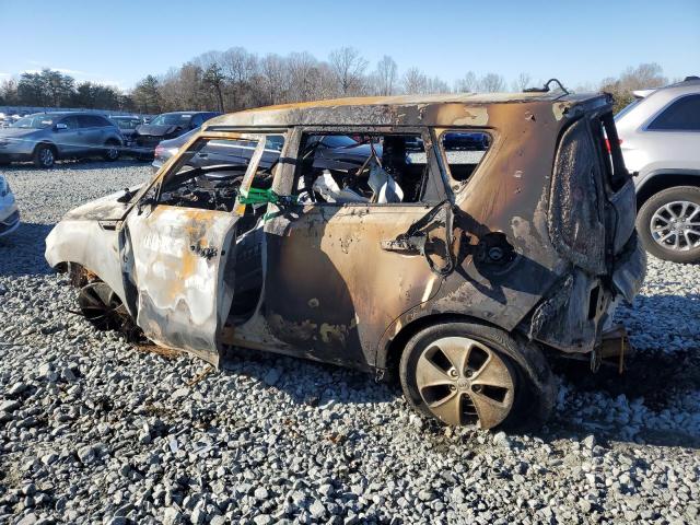 KNDJN2A24G7371326 - 2016 KIA SOUL BURN photo 2