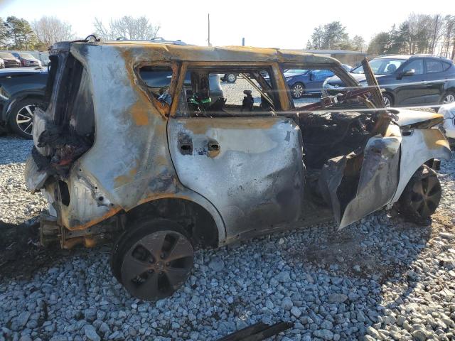 KNDJN2A24G7371326 - 2016 KIA SOUL BURN photo 3