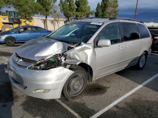 2009 TOYOTA SIENNA XLE, null