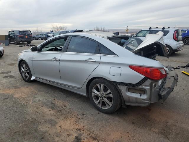 5NPEC4AC5CH485580 - 2012 HYUNDAI SONATA SE SILVER photo 2