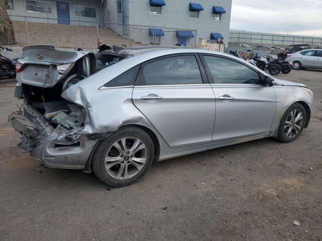 5NPEC4AC5CH485580 - 2012 HYUNDAI SONATA SE SILVER photo 3