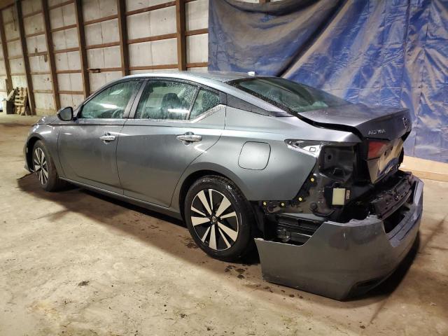 1N4BL4DV2NN385557 - 2022 NISSAN ALTIMA SV GRAY photo 2