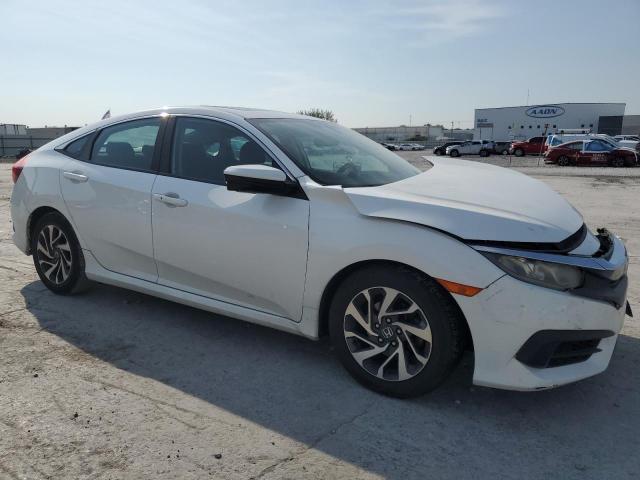 19XFC2F77GE057878 - 2016 HONDA CIVIC EX WHITE photo 4