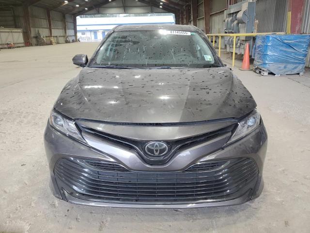 4T1C11AK5LU947933 - 2020 TOYOTA CAMRY LE 灰色 照片 5