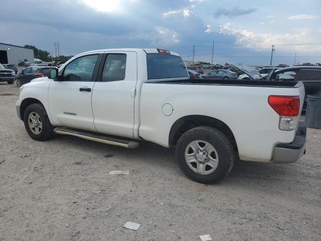 5TFRM5F16BX021924 - 2011 TOYOTA TUNDRA DOUBLE CAB SR5 WHITE photo 2