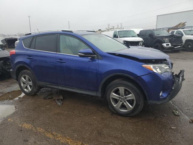 2T3RFREV6FW270384 - 2015 TOYOTA RAV4 XLE BLUE photo 4