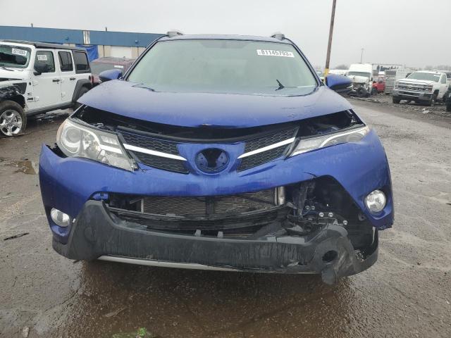 2T3RFREV6FW270384 - 2015 TOYOTA RAV4 XLE BLUE photo 5