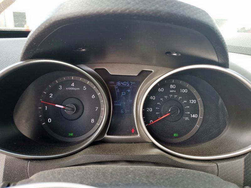 KMHTC6AD8DU118235 - 2013 HYUNDAI VELOSTER ORANGE photo 9