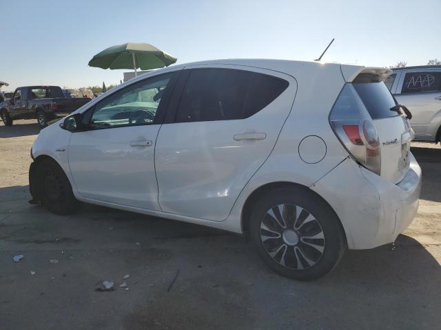 JTDKDTB32D1536390 - 2013 TOYOTA PRIUS C 白色 照片 2