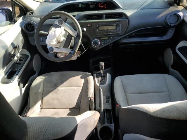 JTDKDTB32D1536390 - 2013 TOYOTA PRIUS C 白色 照片 8