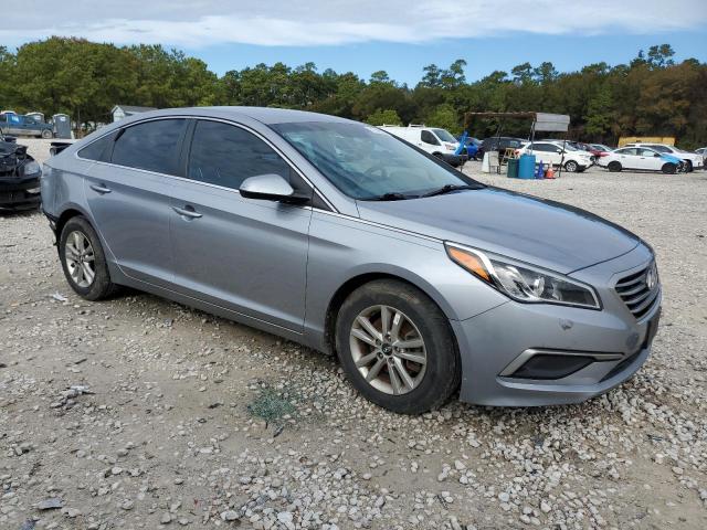 5NPE24AF5HH594433 - 2017 HYUNDAI SONATA SE SILVER photo 4