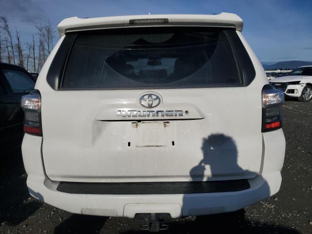 JTEBU5JR1J5588093 - 2018 TOYOTA 4RUNNER SR5/SR5 PREMIUM 白色 照片 6