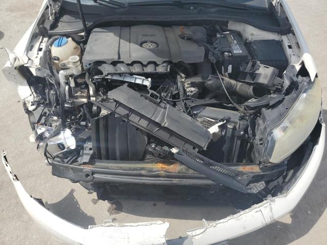 WVWAB7AJ2CW285137 - 2012 VOLKSWAGEN GOLF WHITE photo 11