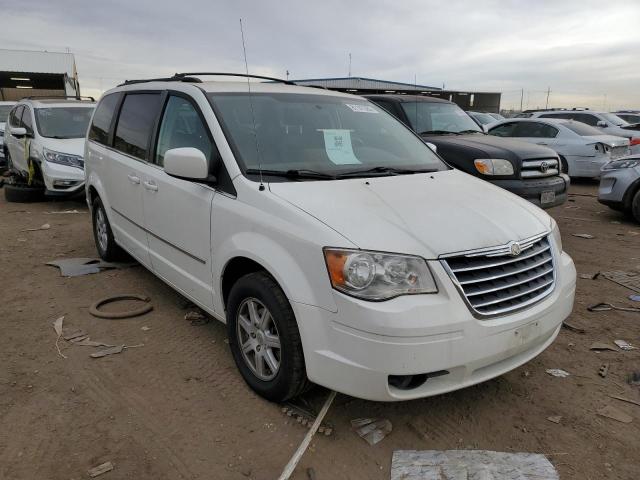 2A4RR5D17AR431742 - 2010 CHRYSLER TOWN & COU TOURING WHITE photo 4