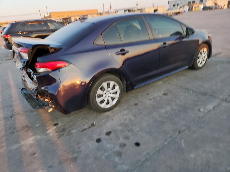 JTDEPRAE0LJ024863 - 2020 TOYOTA COROLLA LE Blau Foto 3