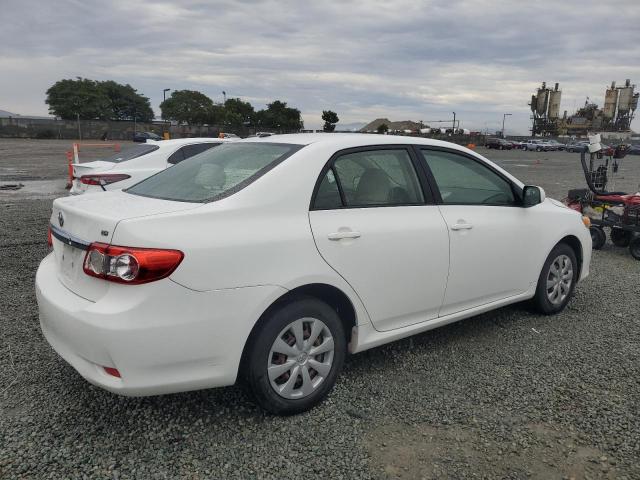 JTDBU4EE9B9164936 - 2011 TOYOTA COROLLA BASE Սպիտակ լուսանկար 3